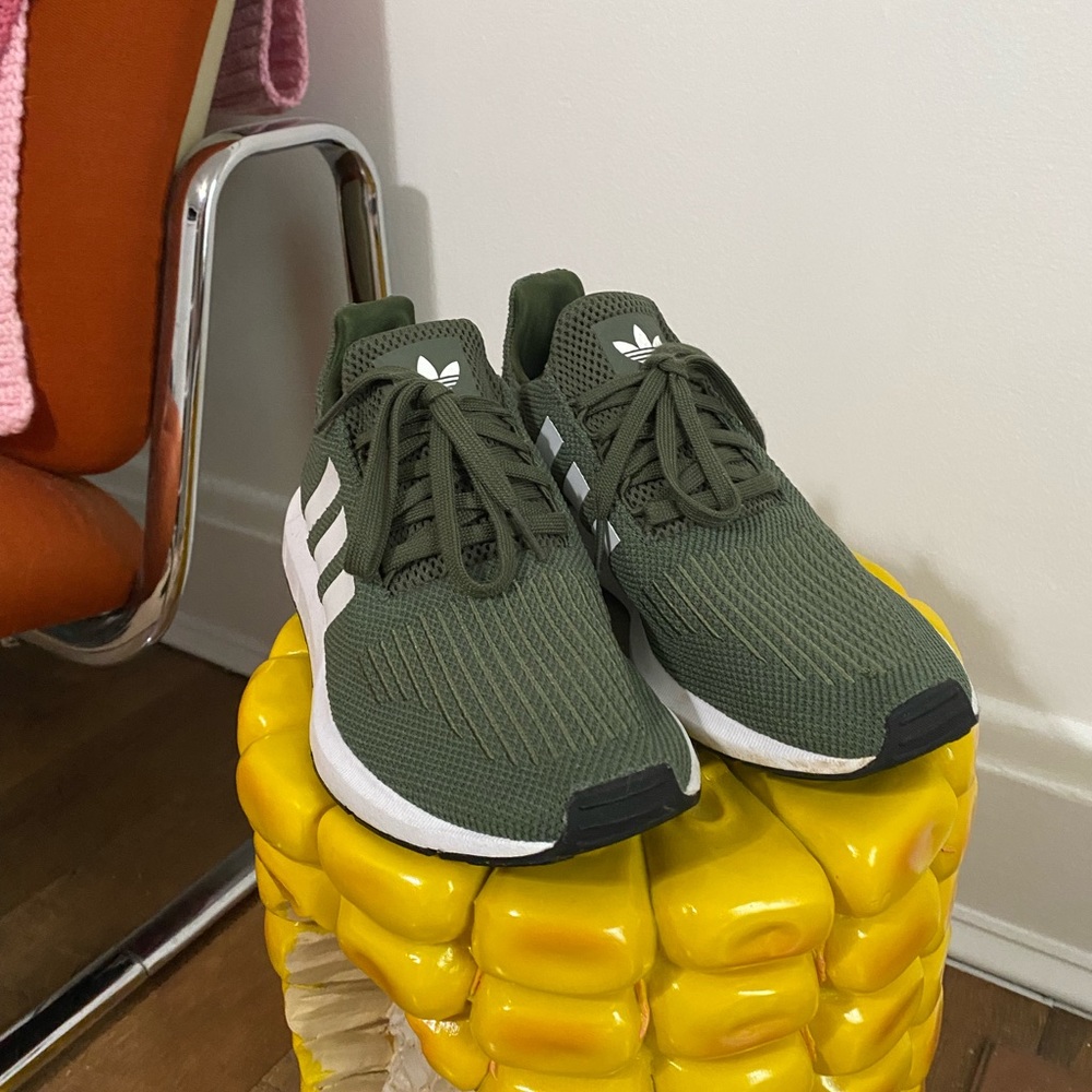 Adidas Swift Run